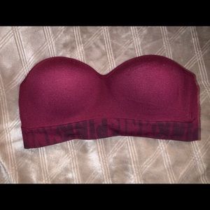 Strapless bra from Pink (VS)